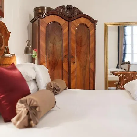 Ivan Hotel 3*
