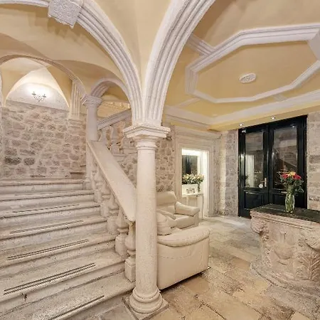 Hotel Ivan